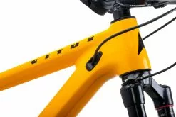 Vitus Rapide 29 CRS Mountain Bike (2022) -Mountainbike Verkäufe Vitus Rapide 29 CRS Mountain Bike 2022 Mango 06