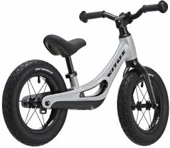 Vitus Smoothy Kinderlaufrad -Mountainbike Verkäufe Vitus Smoothy Balance Bike Balance Bikes Grey VSBBBLUBLKGRY 1 scaled